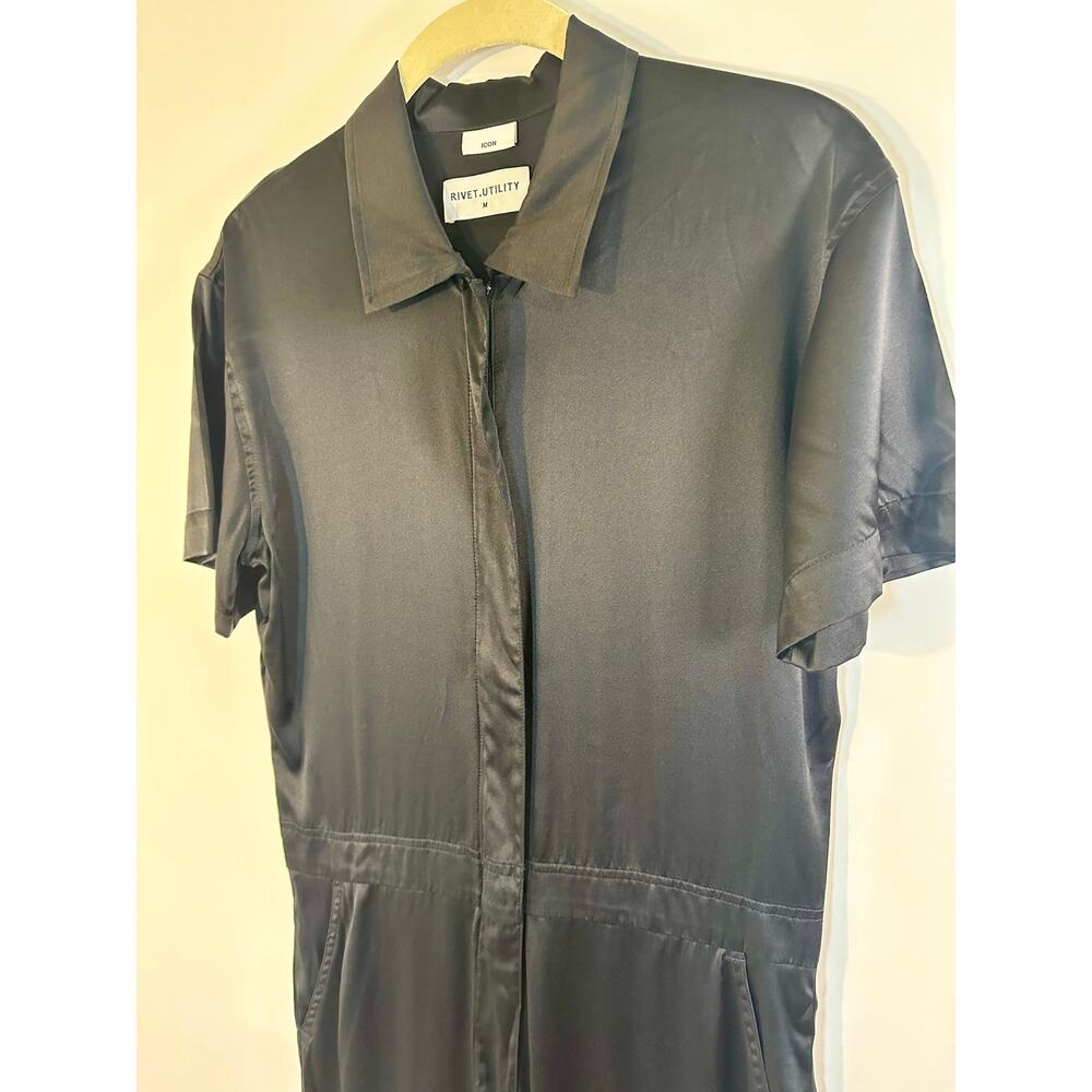 Elegant Black Jumpsuit - Picture 5 of 15